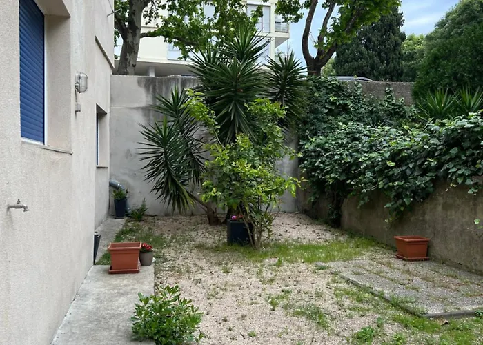 Urban Getaway Double Split